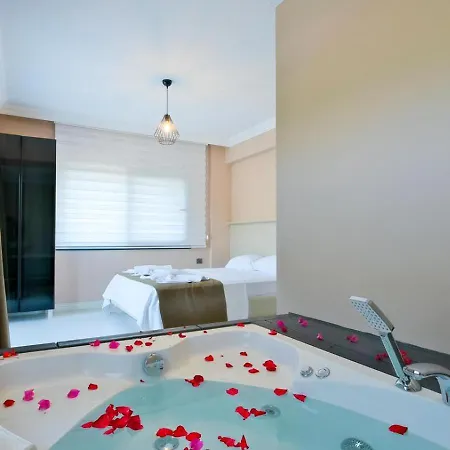 Eymen Yaniklar Hotel
